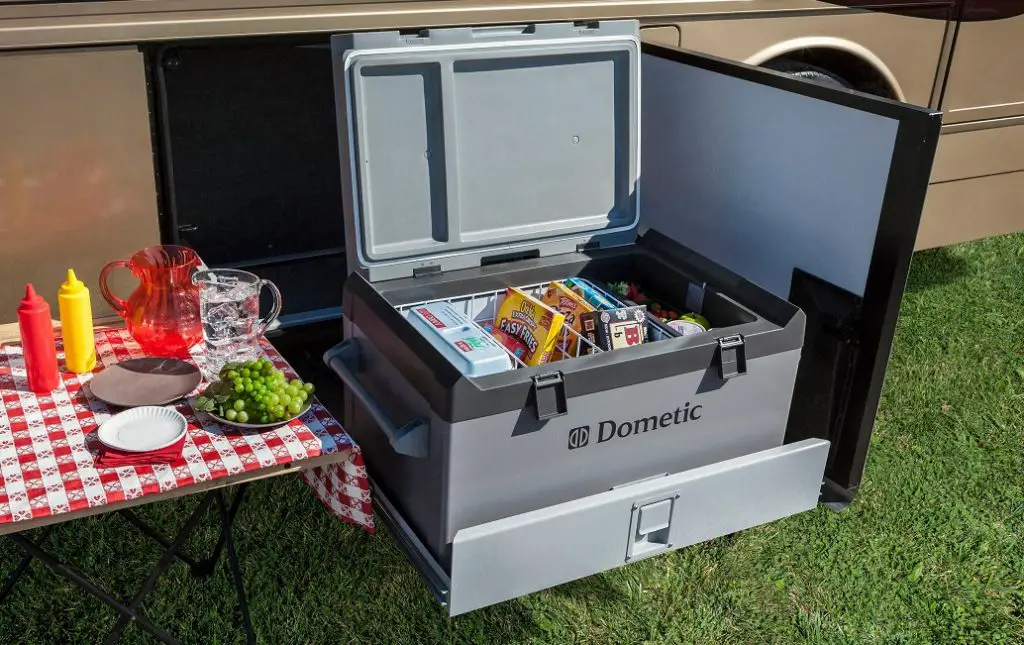 12 volt camping fridge