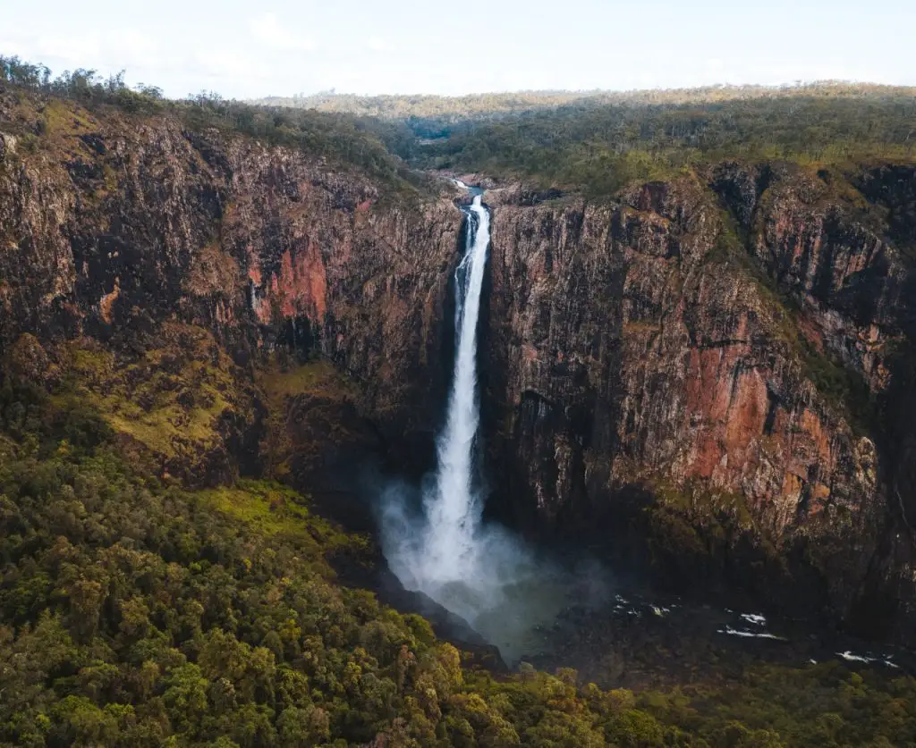 Wallaman Falls