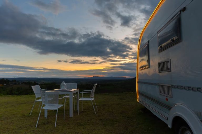 Caravan Battery off grid