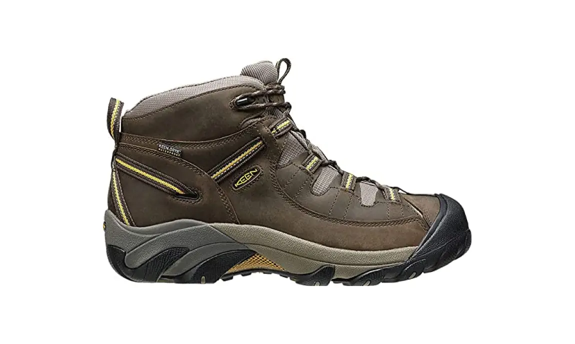 What is the Difference Between Hiking Boots and Trekking Boots? Bright Camping